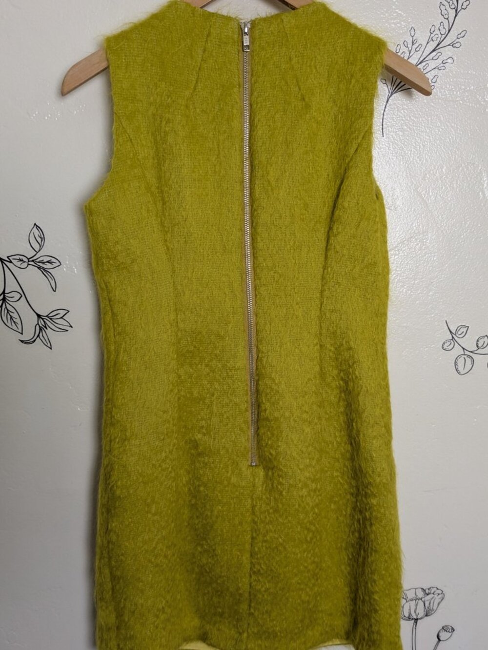 An Original Milly of New York Size 2 Chartreuse Mohair Wool Dress - Picture 2 of 5